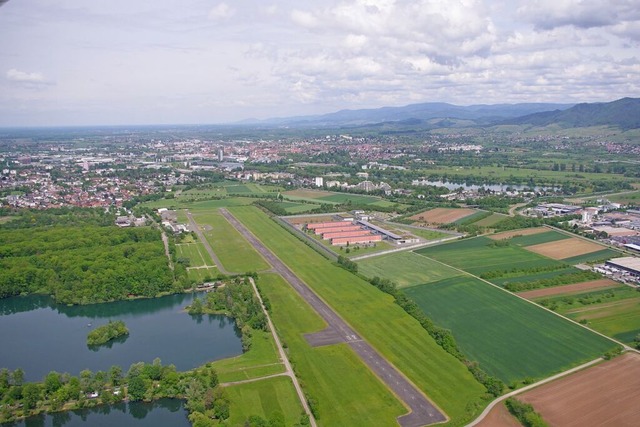 Landebahn und Vereinsgelände in Offenburg